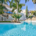 Tropical Oasis *